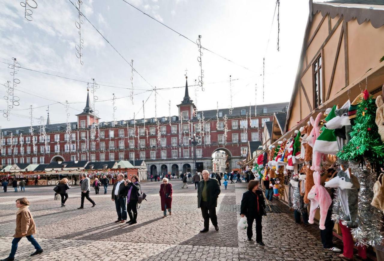 Atico En El Centro De Madrid - Calle Jardines エクステリア 写真